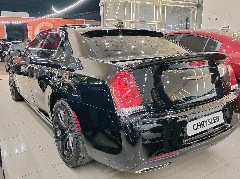 Chrysler 300